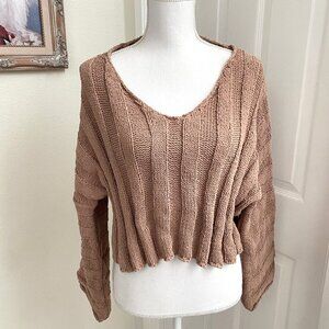 Lumiere Cozy Chunky Cable Knit Cropped V-Neck Sweater Relaxed Size Medium Tan